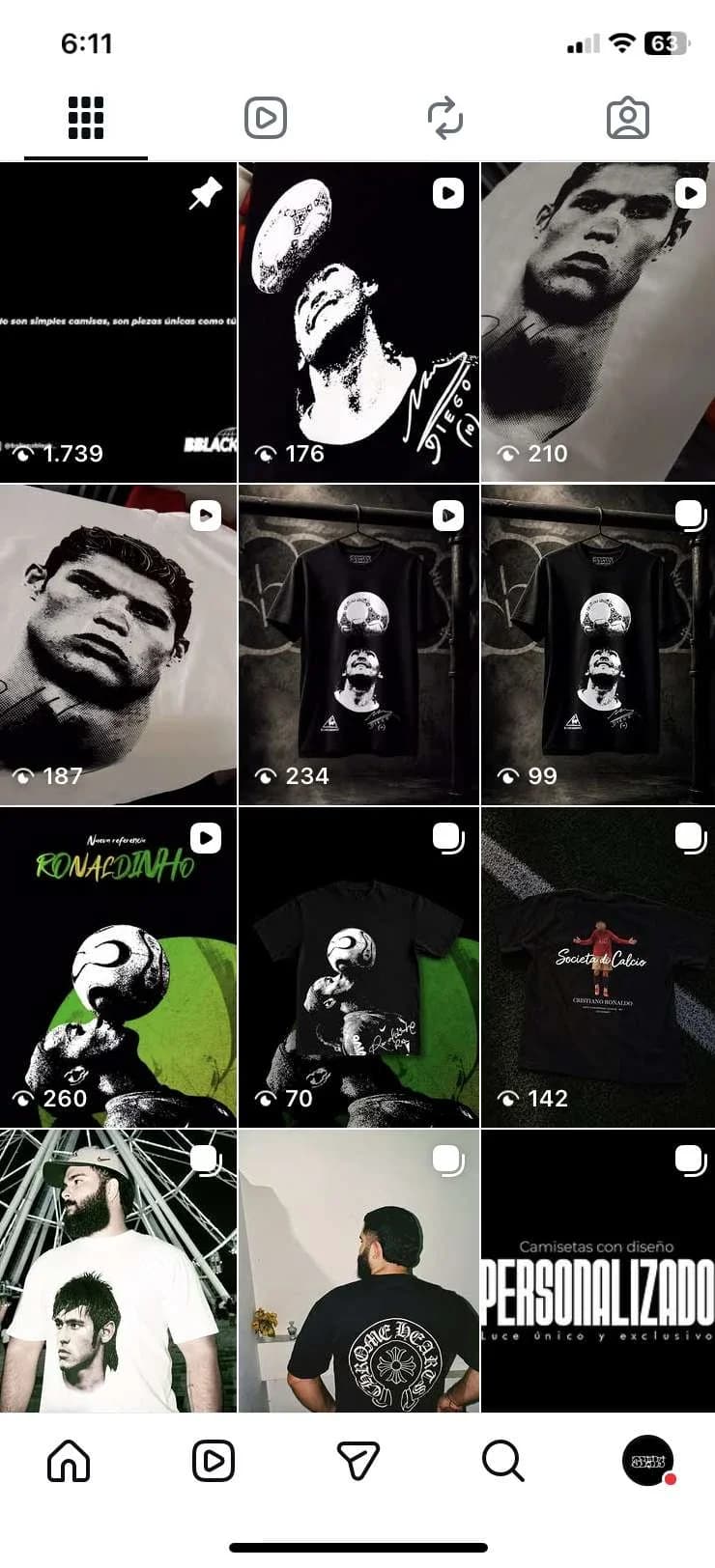 Cuadrícula del feed de Instagram de BBLACK